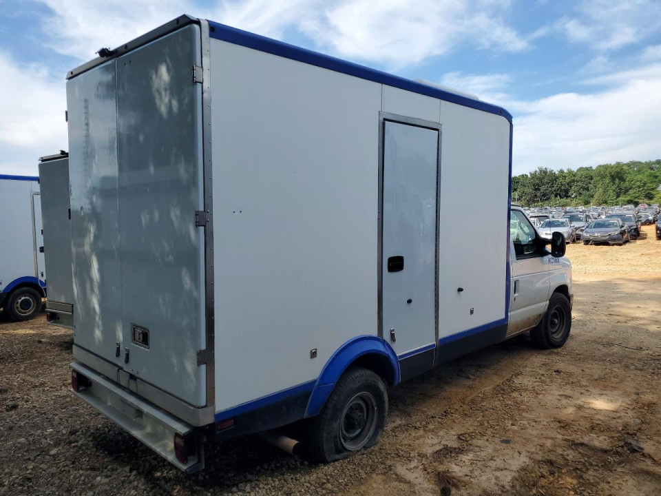 Ford E350 REFRIGERATED BOX TRUCK 2024 — Copart
