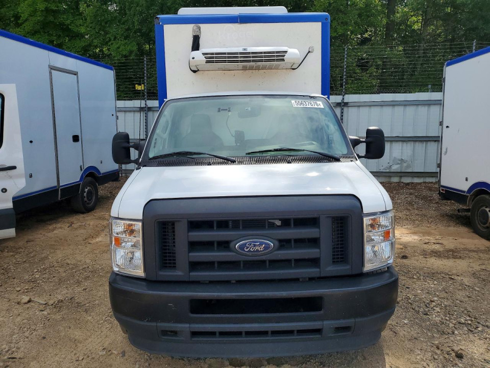 Ford E350 REFRIGERATED BOX TRUCK 2024 — Copart