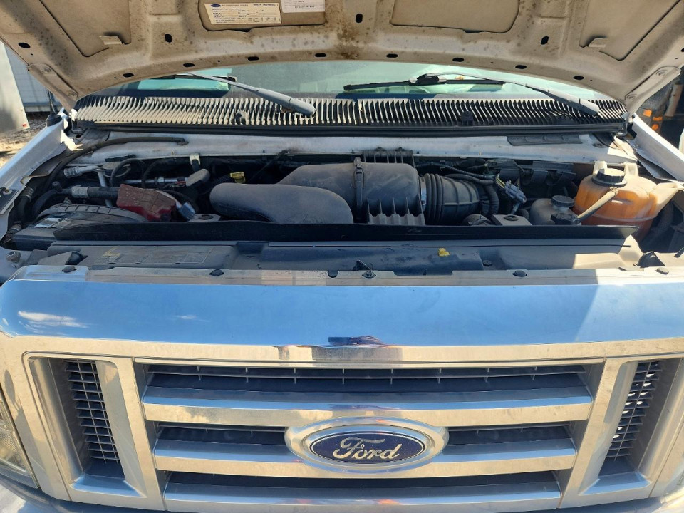 Ford E350 SHUTTLE BUS 2012 — Copart