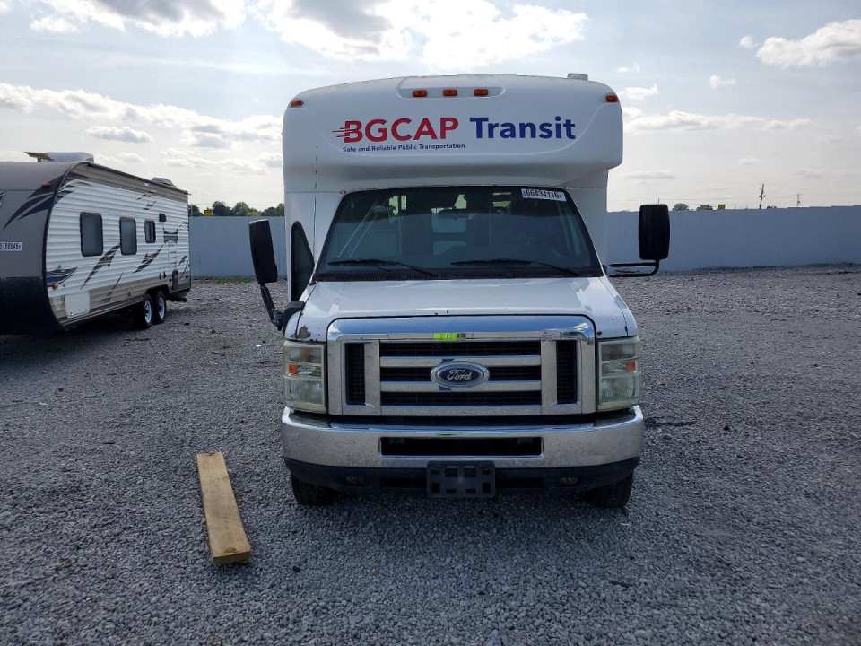 Ford E350 2013 — Copart