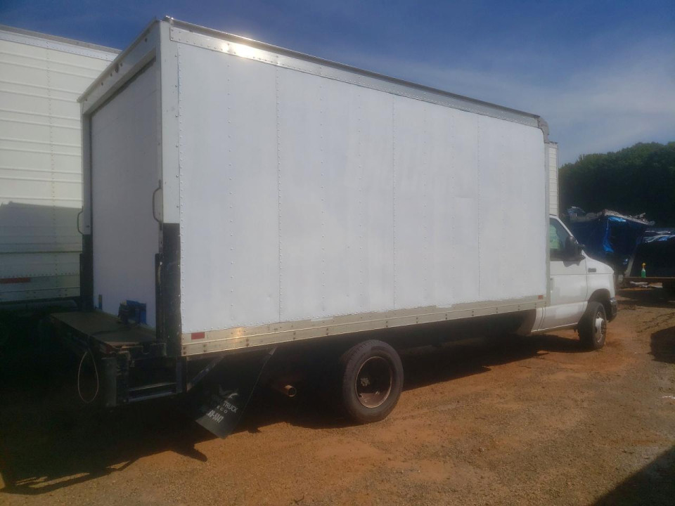 Ford E450 BOX TRUCK 2015 — Copart