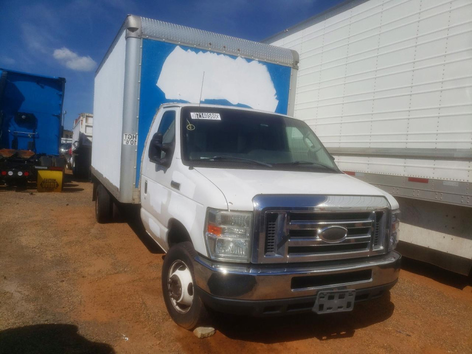 Ford E450 BOX TRUCK 2015 — Copart