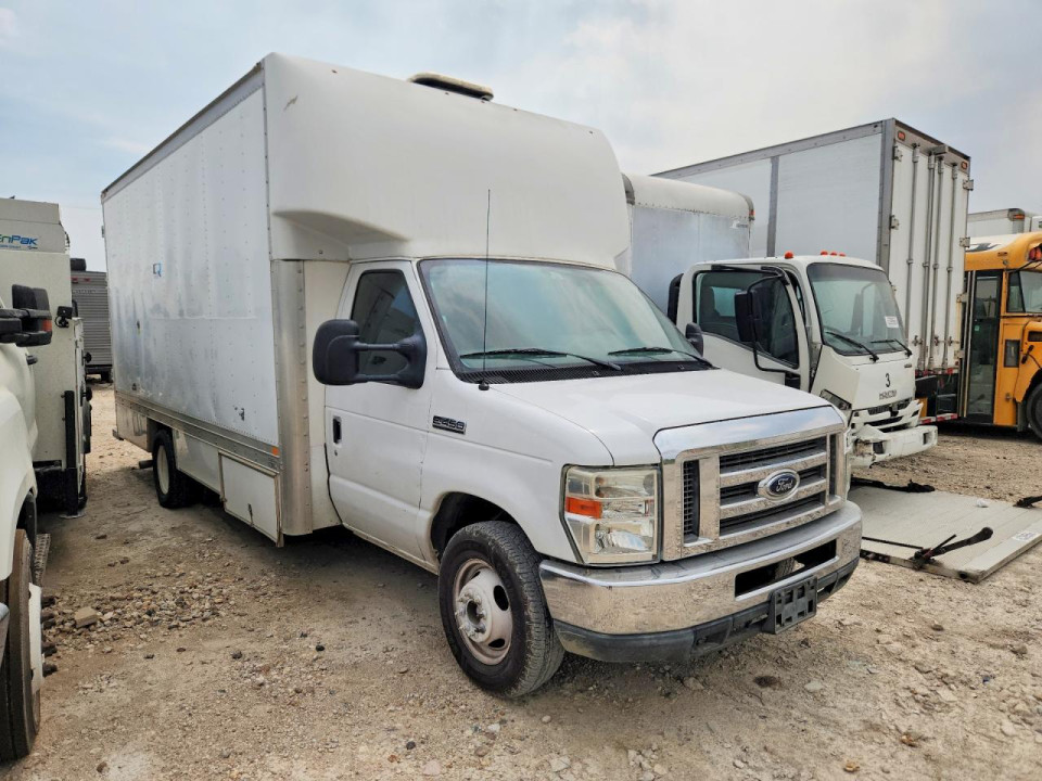 Ford E450 DELIVERY TRUCK 2012 — Copart
