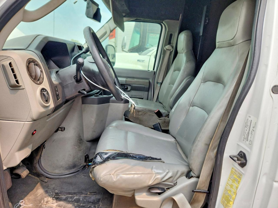 Ford E450 DELIVERY TRUCK 2012 — Copart