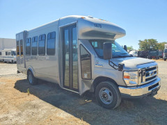 Ford E450 SHUTTLE BUS 2011 — Copart