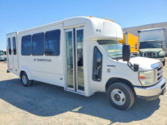 Ford E450 SHUTTLE BUS 2011 — Copart