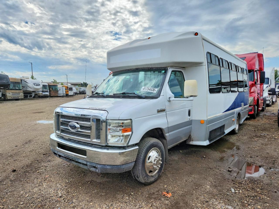 Ford E450 SHUTTLE BUS 2012 — Copart