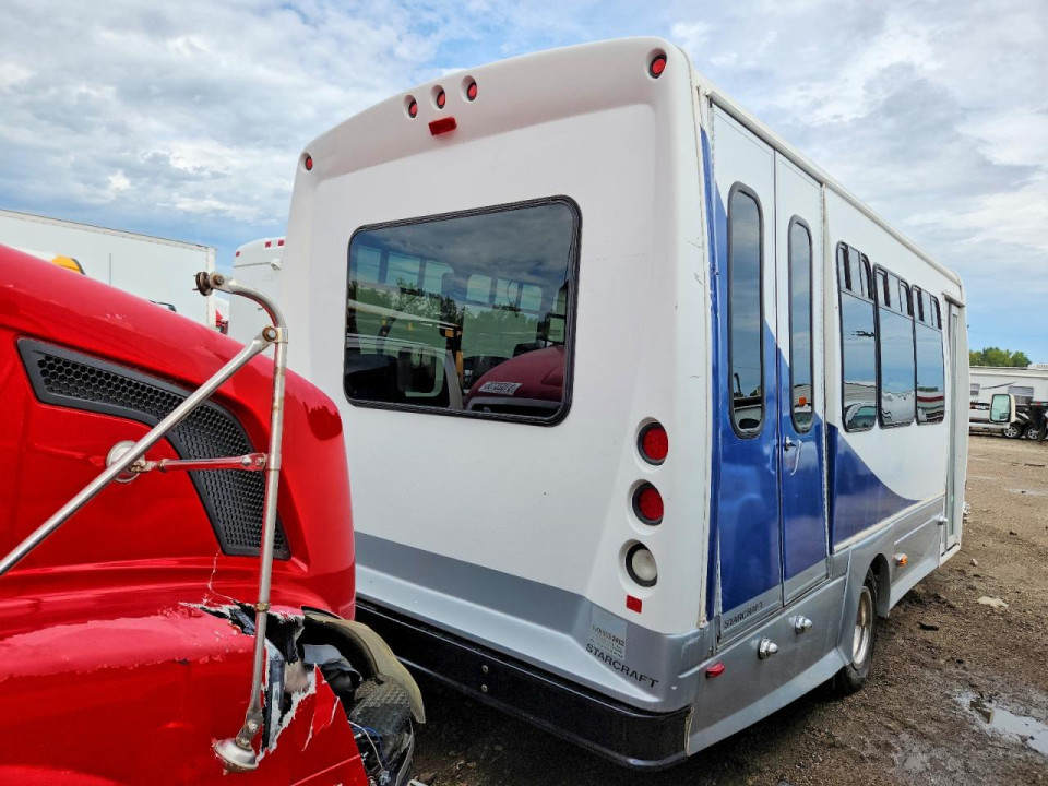 Ford E450 SHUTTLE BUS 2012 — Copart