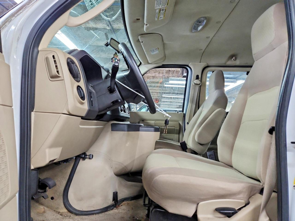 Ford ECONOLINE E350 SUPER DUTY WAGON 2011 — Copart