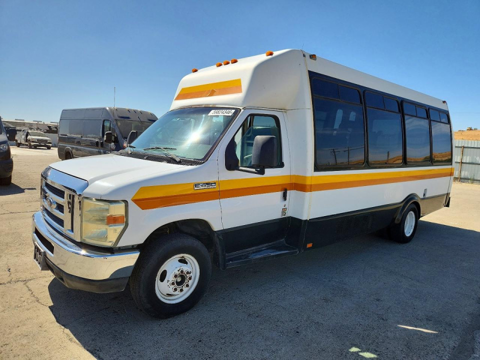 Ford ECONOLINE E450 SUPER DUTY CUTAWAY VAN 2008 — Copart