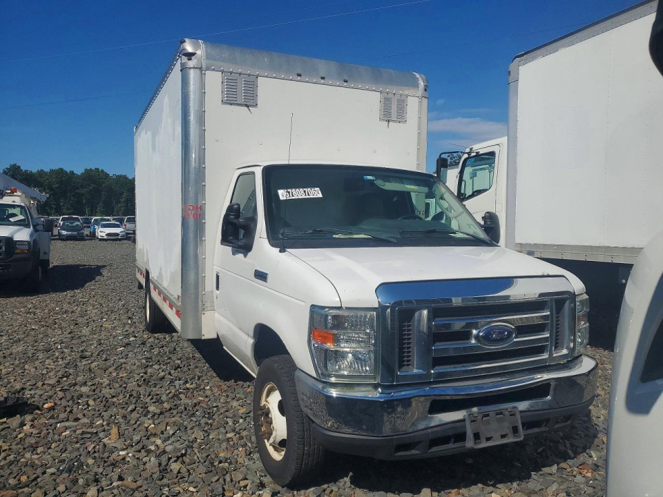 Ford ECONOLINE E450 SUPER DUTY CUTAWAY VAN 2017 — Copart