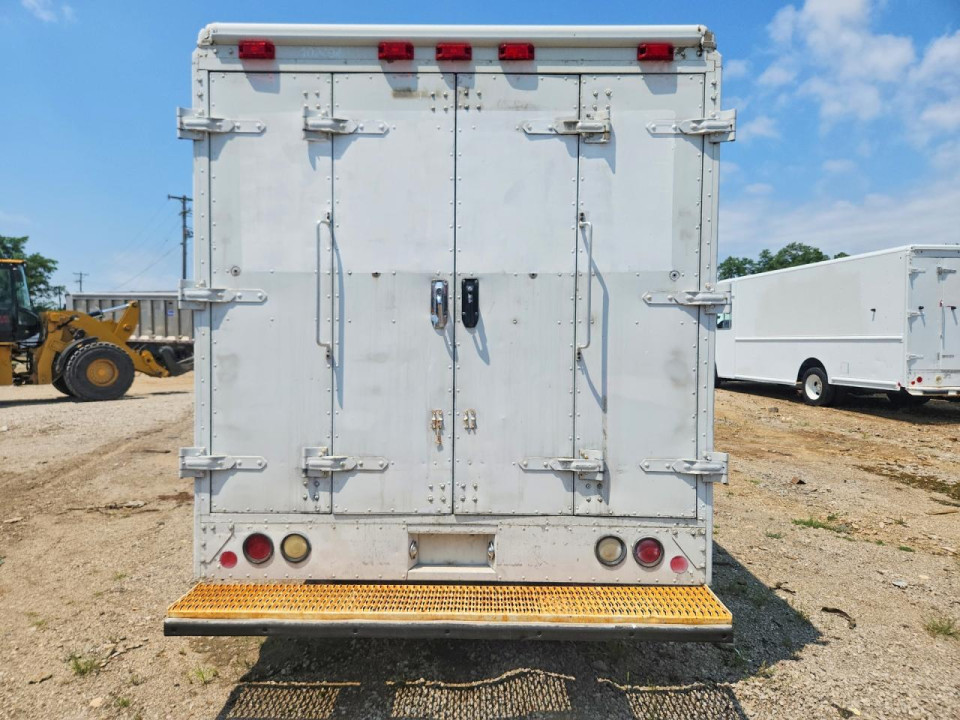 Ford F-59 2000 — Copart