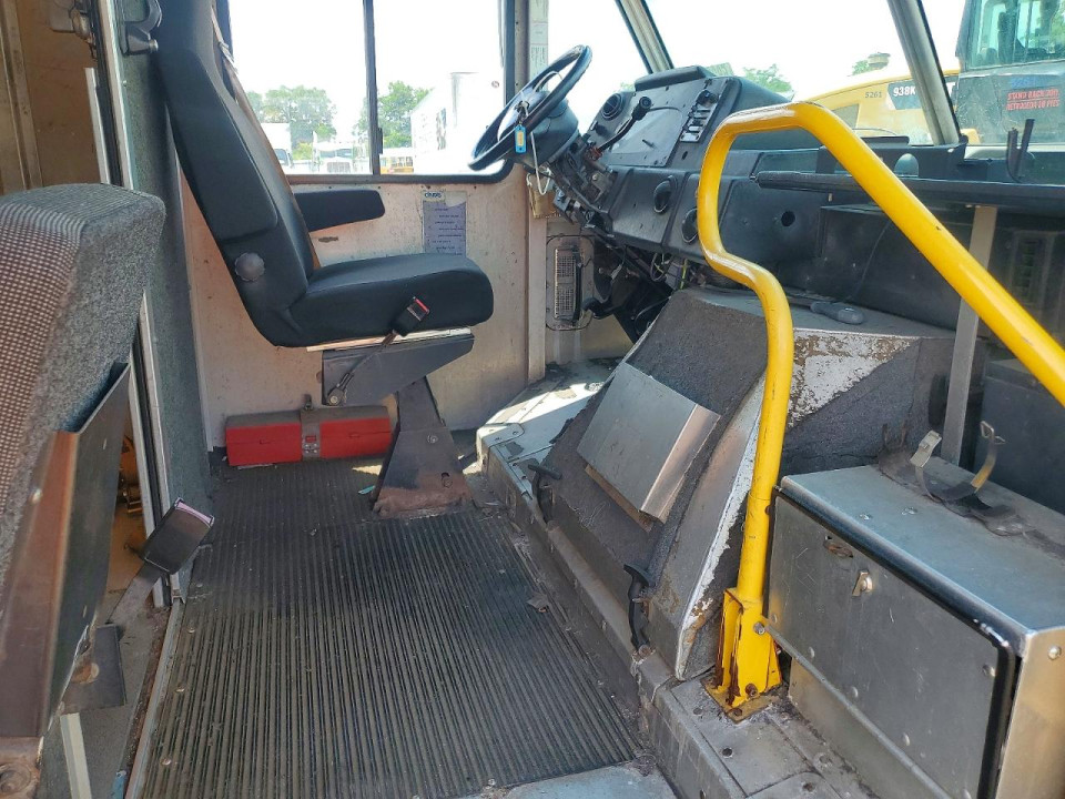 Ford F-59 2000 — Copart