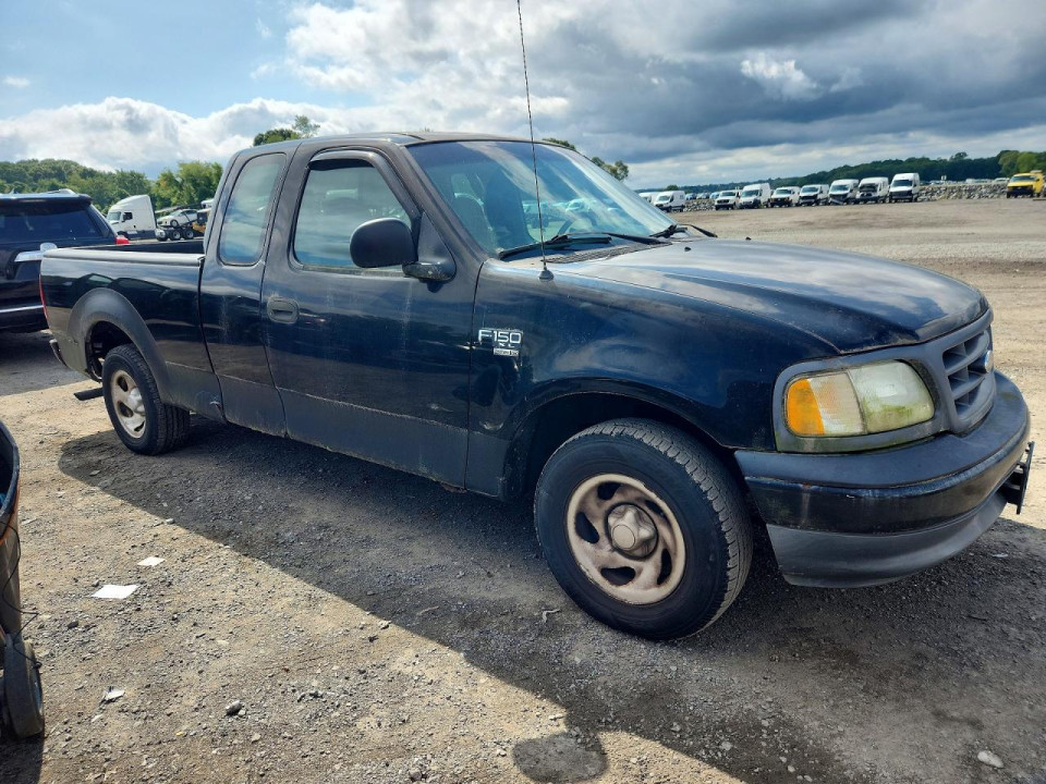 Ford F150 2001 — Copart