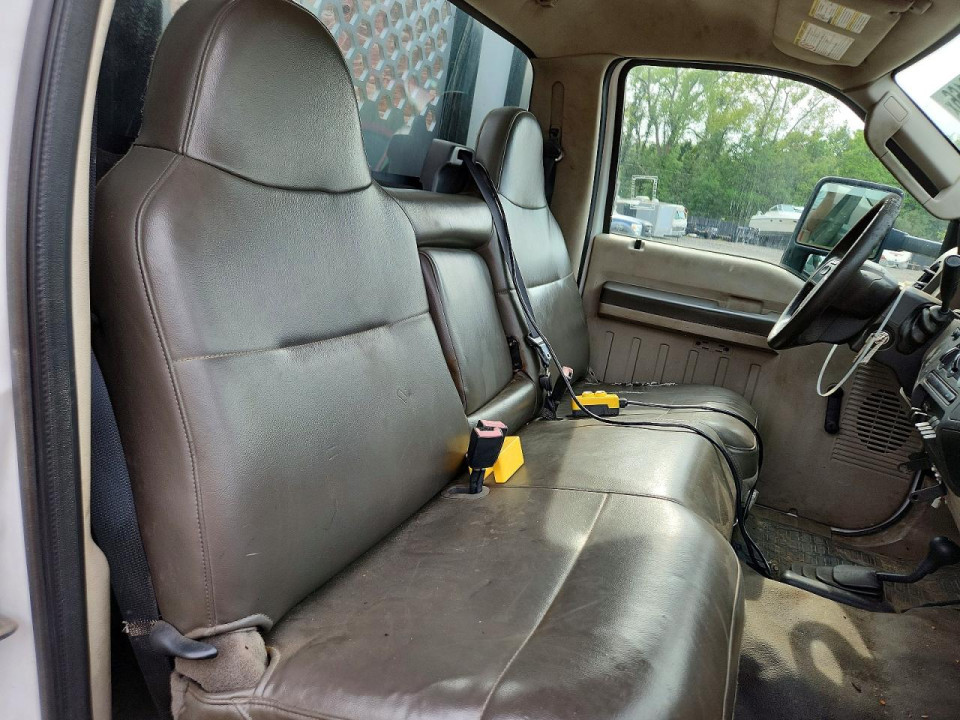 Ford F350 SUPER - DELIVERY TRUCK 2010 — Copart