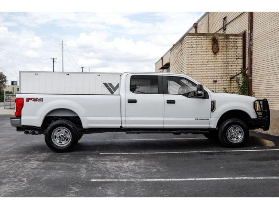 Ford F350 2019 — Copart