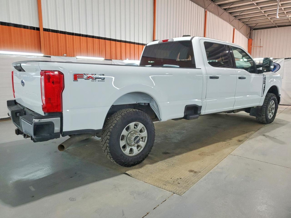 Ford F350 2023 — Copart