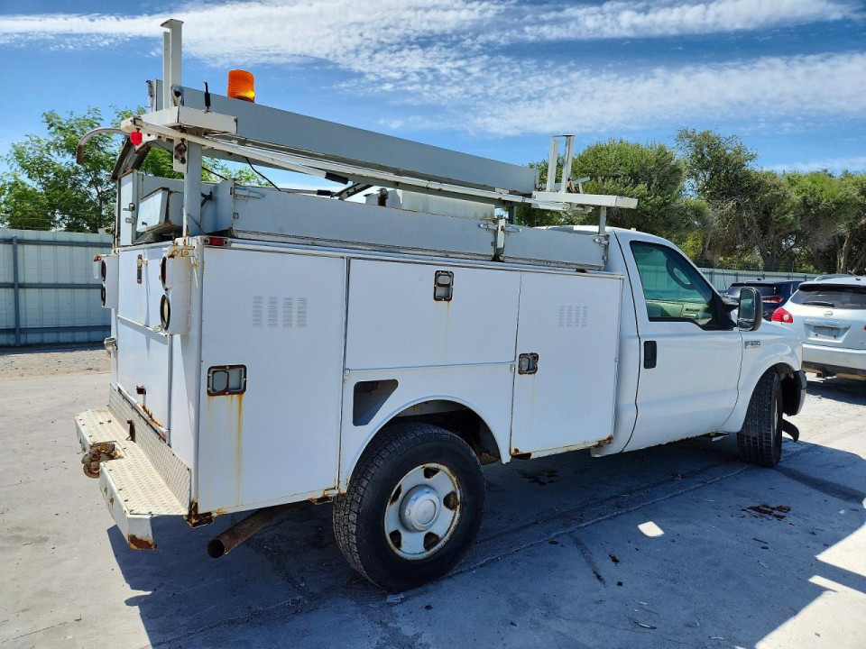 Ford F350 2006 — Copart