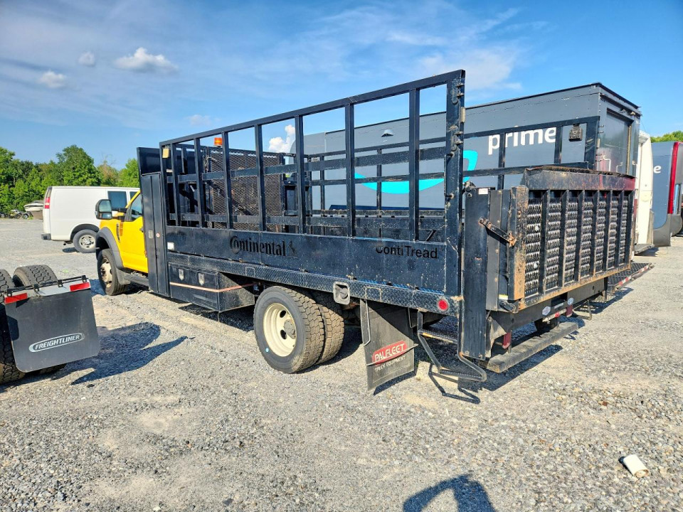 Ford F550 2017 — Copart