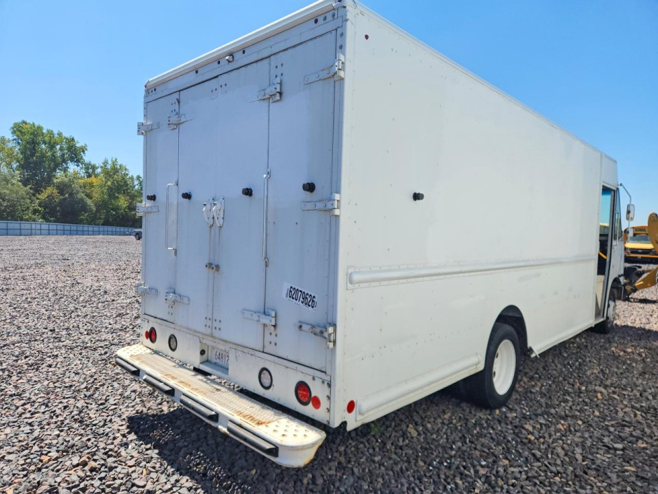 Ford F59 DELIVERY TRUCK 2016 — Copart
