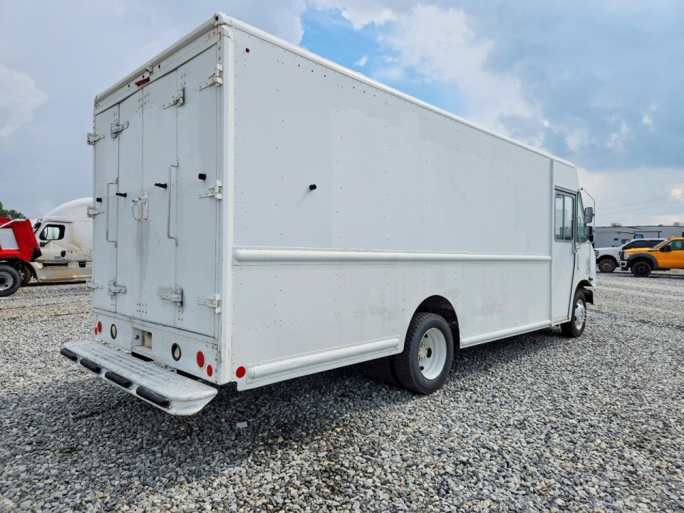Ford F59 DELIVERY TRUCK 2013 — Copart
