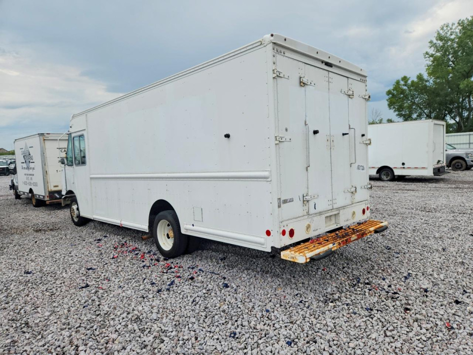 Ford F59 DELIVERY TRUCK 2015 — Copart