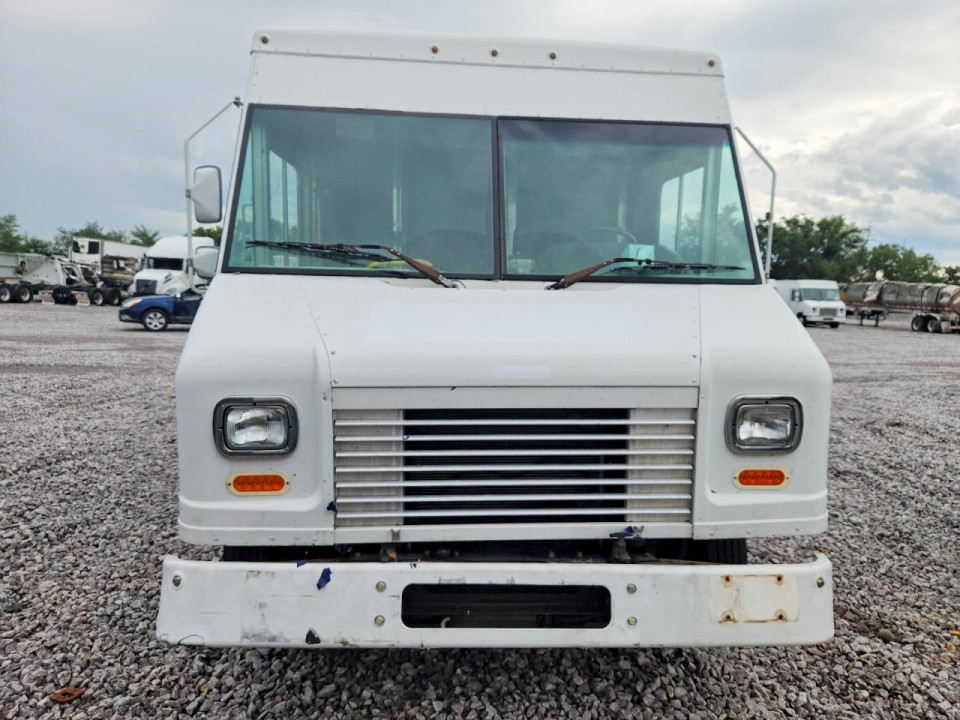 Ford F59 DELIVERY TRUCK 2015 — Copart