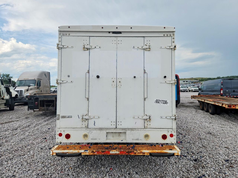 Ford F59 DELIVERY TRUCK 2015 — Copart