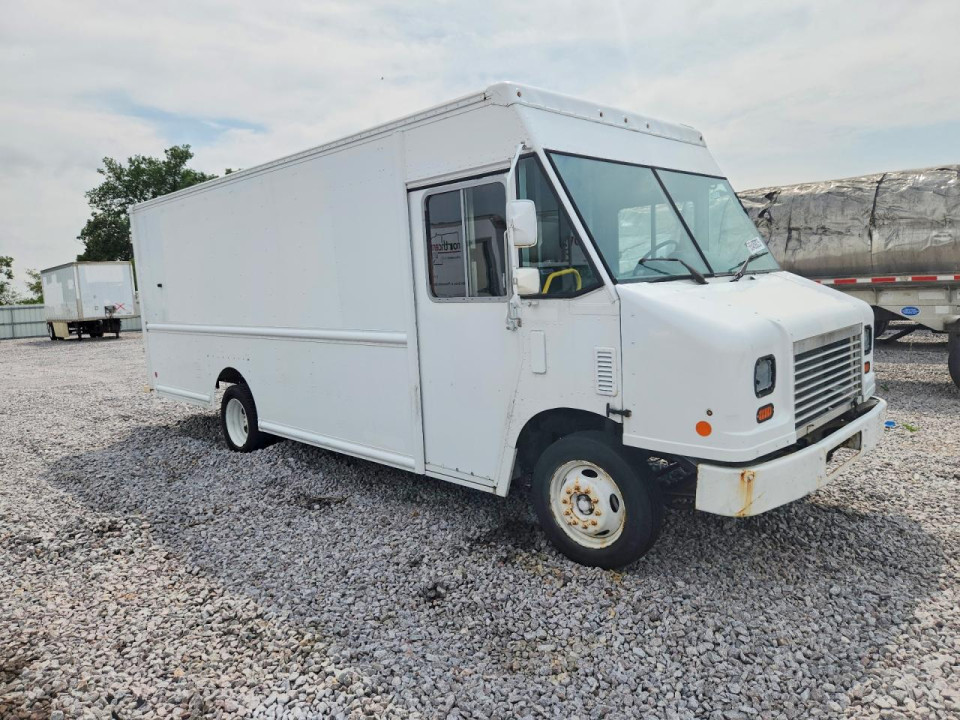 Ford F59 DELIVERY TRUCK 2015 — Copart