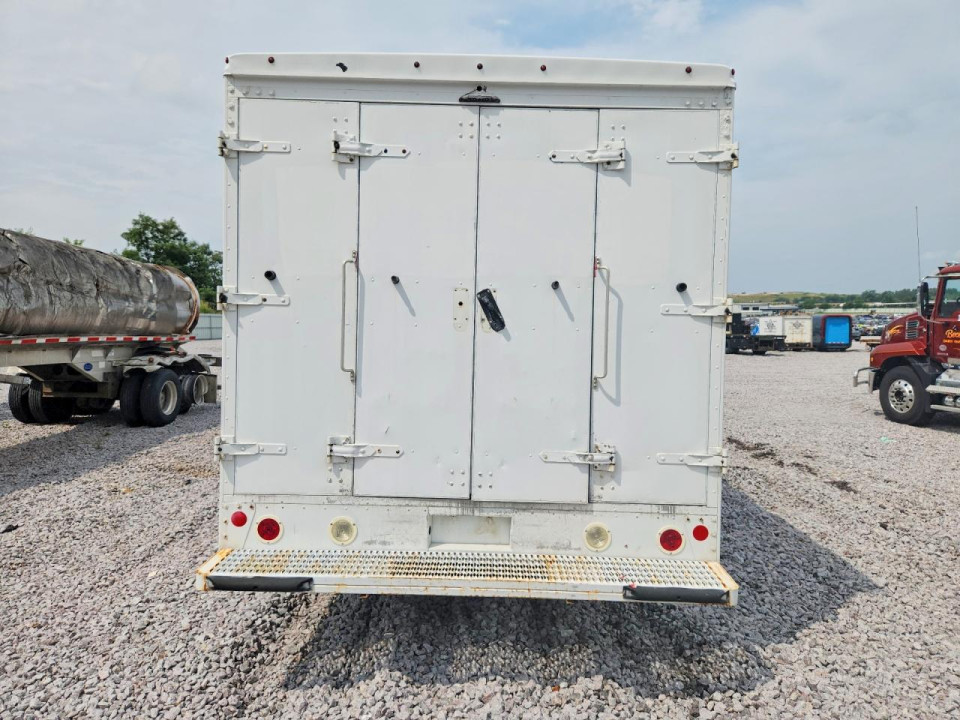 Ford F59 DELIVERY TRUCK 2015 — Copart