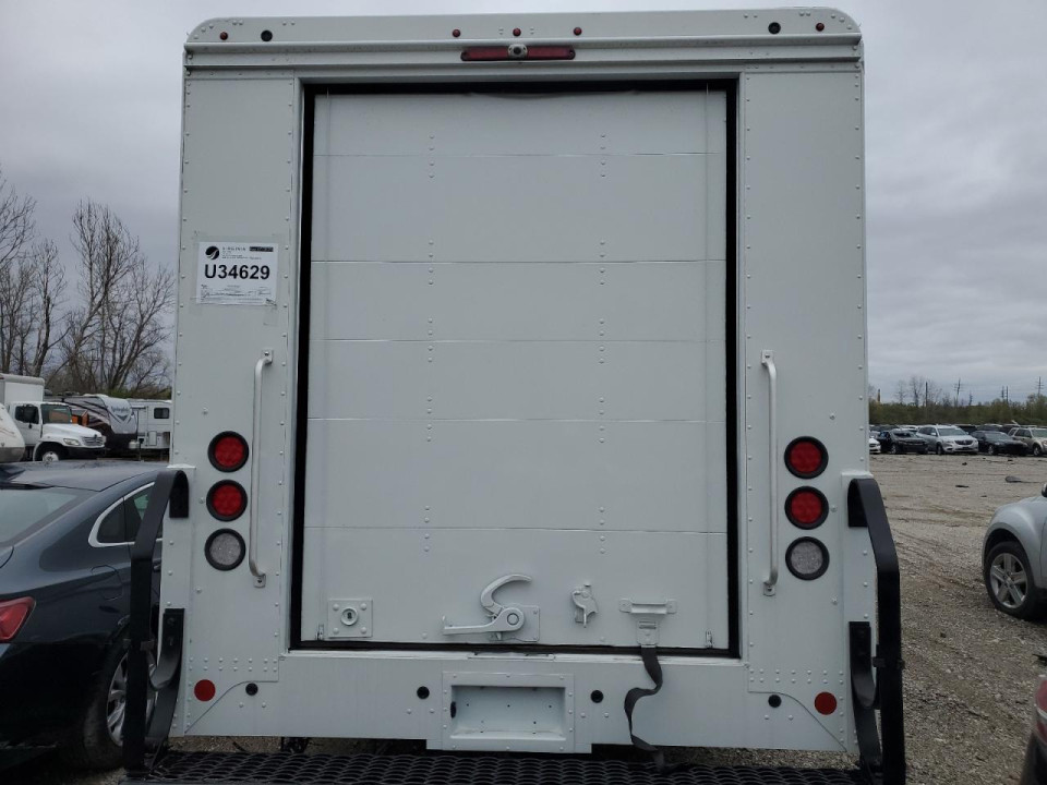 Ford F59 2021 — Copart