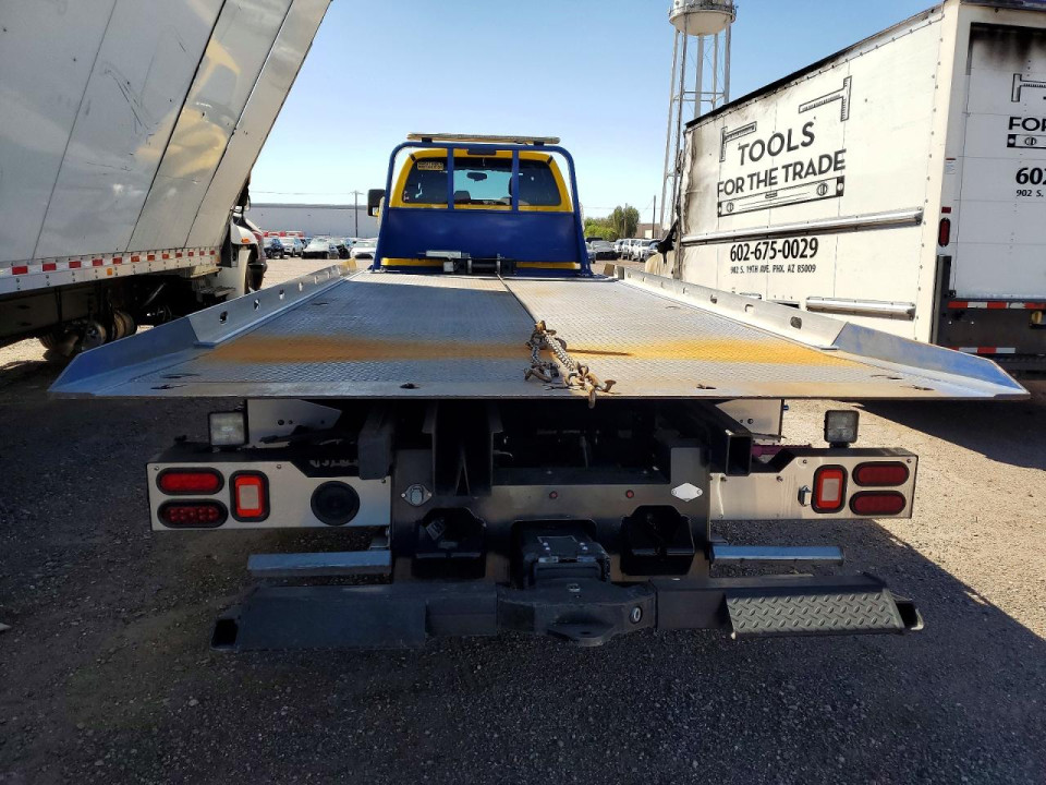 Ford F650 2021 — Copart