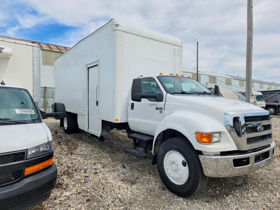 Ford F650 2015 — Copart