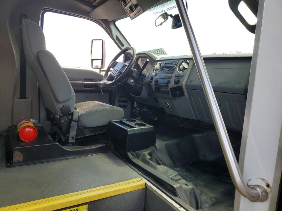 Ford F650 2016 — Copart