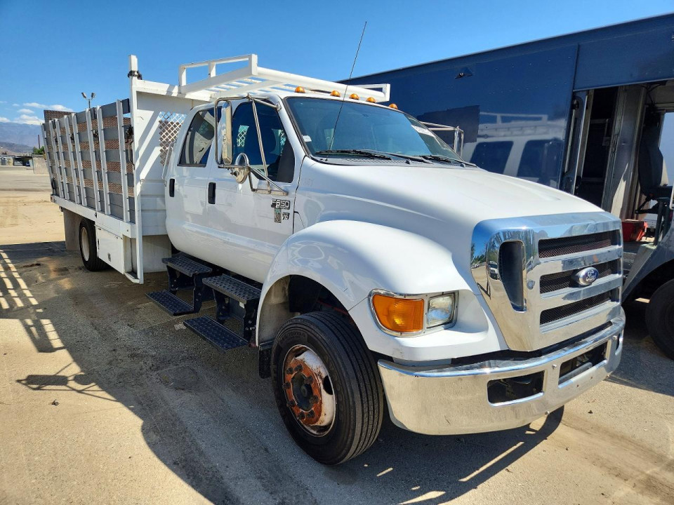 Ford F650 2013 — Copart