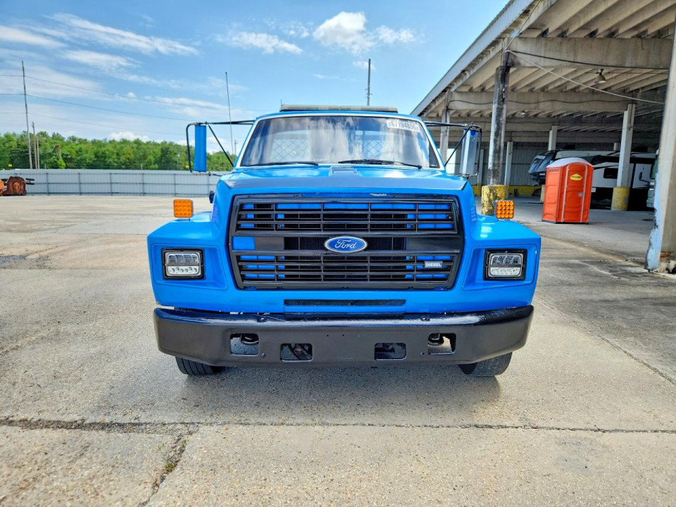 Ford F700 1990 — Copart