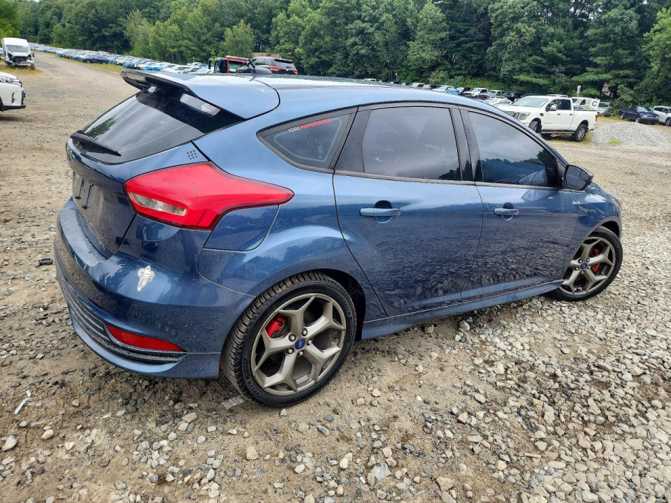 Ford FOCUS 2018 — Copart