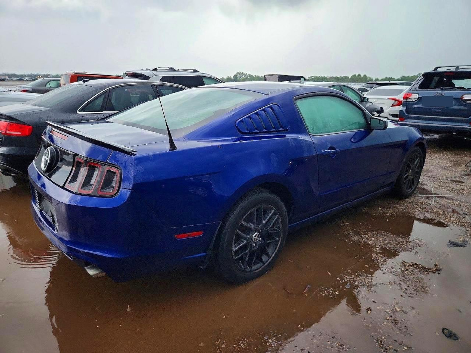 Ford MUSTANG 2013 — Copart