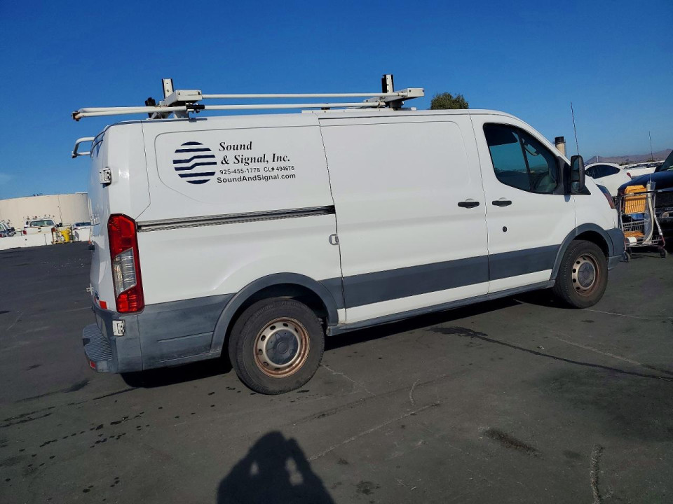 Ford TRANSIT CA 2016 — Copart