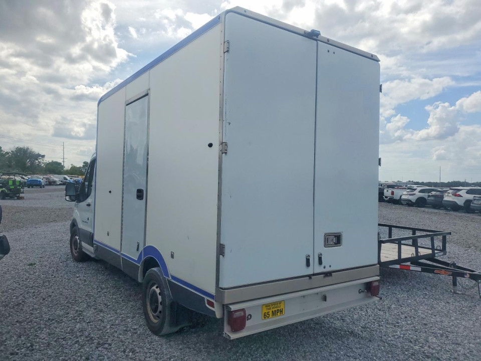 Ford TRANSIT T-350 HD REFRIGERATED TRUCK 2022 — Copart