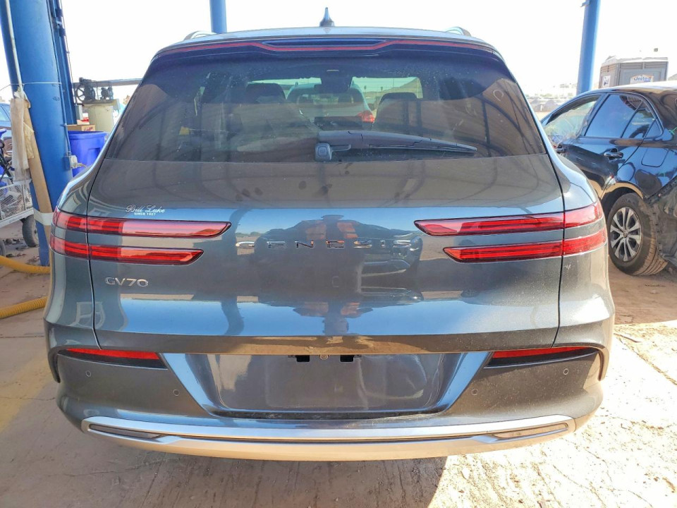 Genesis ELECTRIFIED GV70 BASE 2024 — Copart