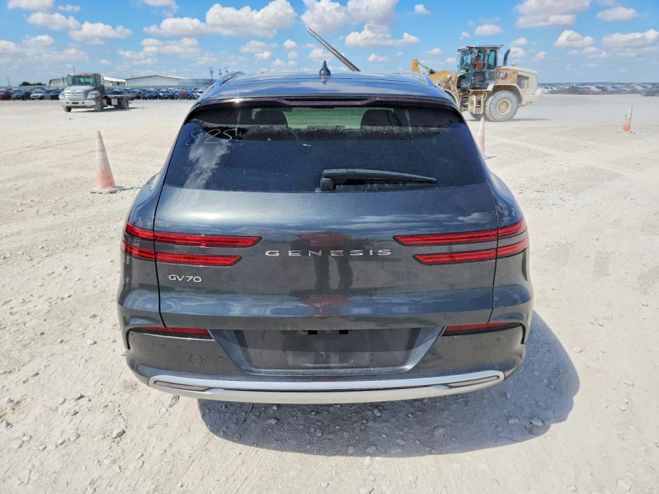 Genesis ELECTRIFIED GV70 BASE 2023 — Copart