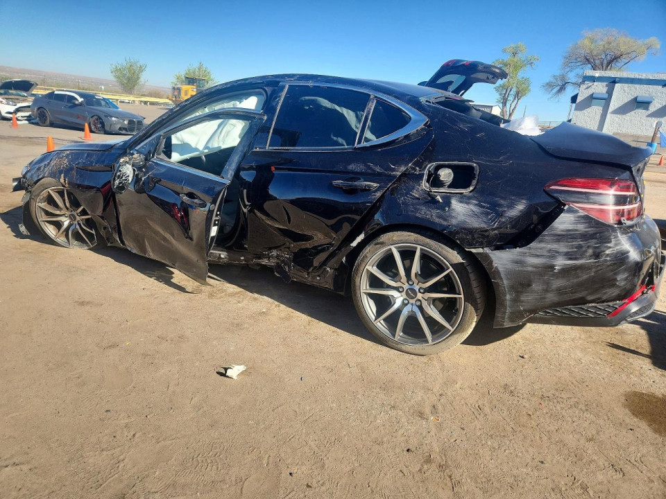Genesis G70 2.0T 2023 — Copart