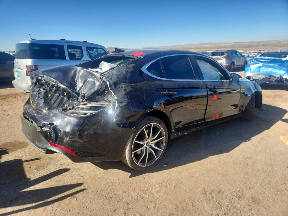 Genesis G70 2.0T 2023 — Copart