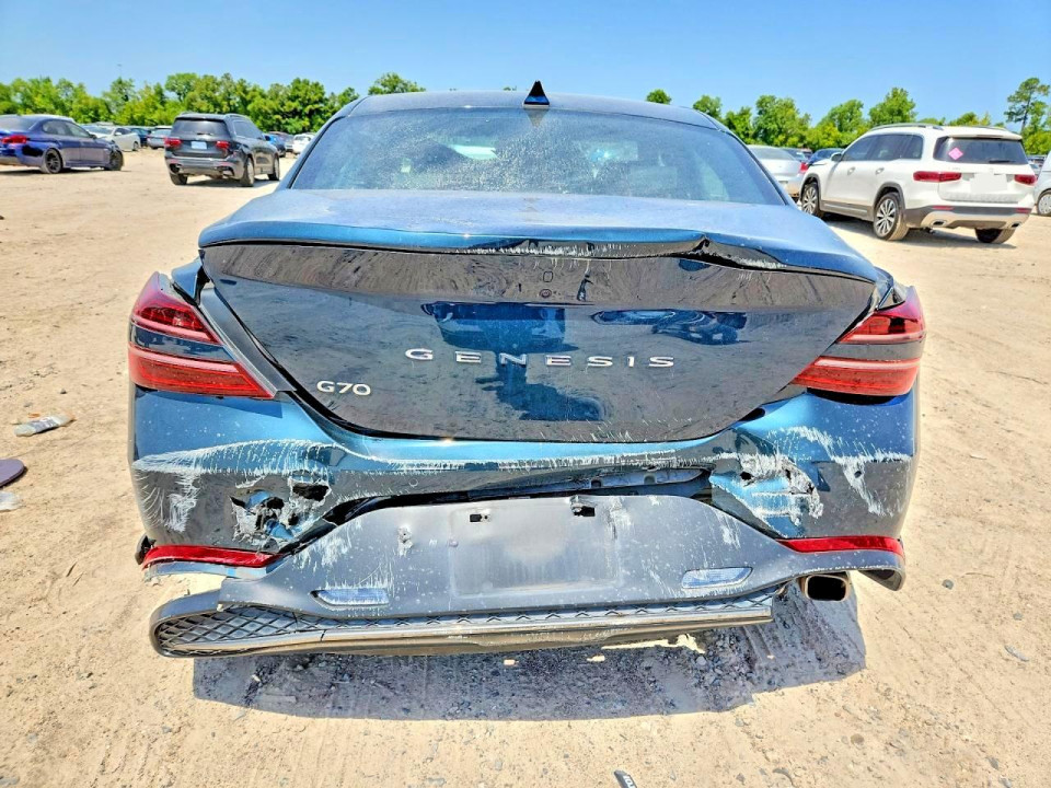 Genesis G70 2.0T 2023 — Copart