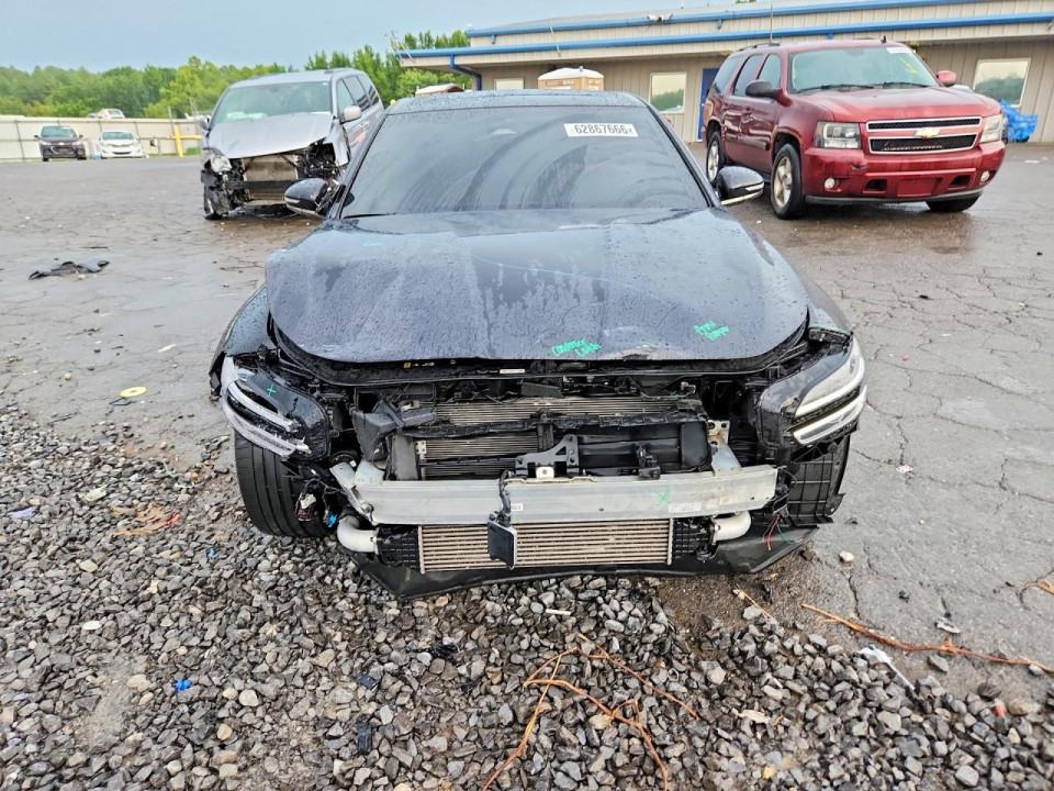Genesis G70 2.0T 2023 — Copart