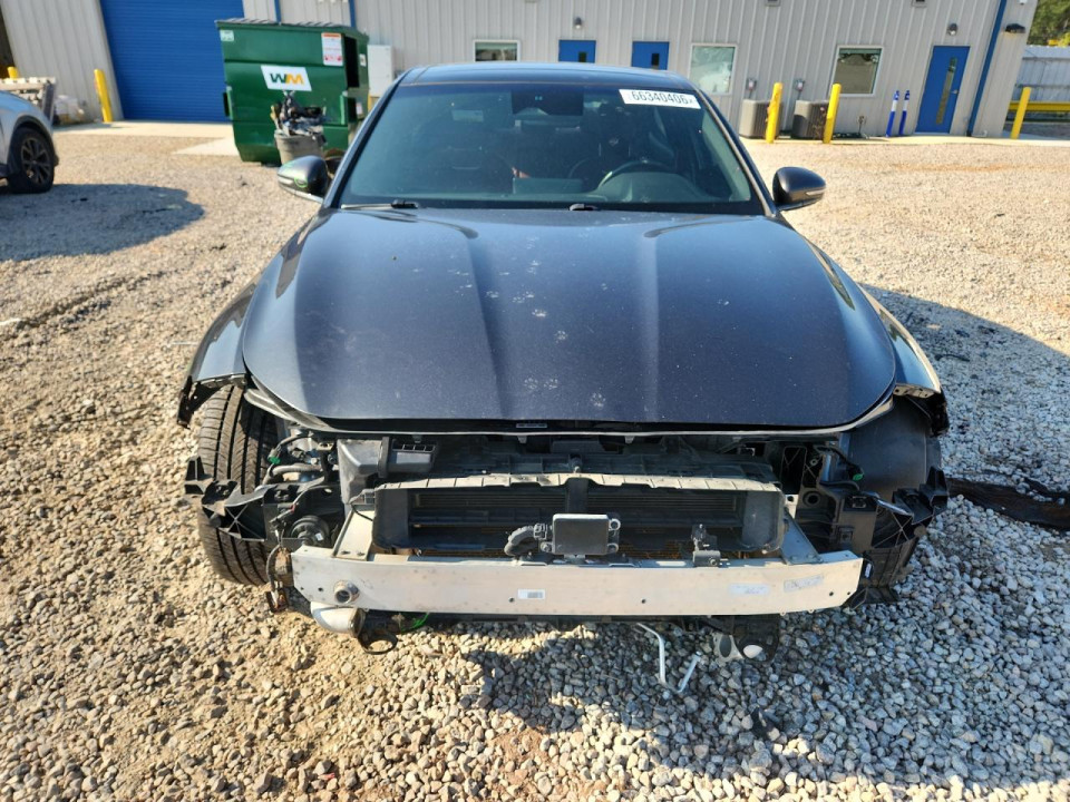 Genesis G70 2.0T 2023 — Copart