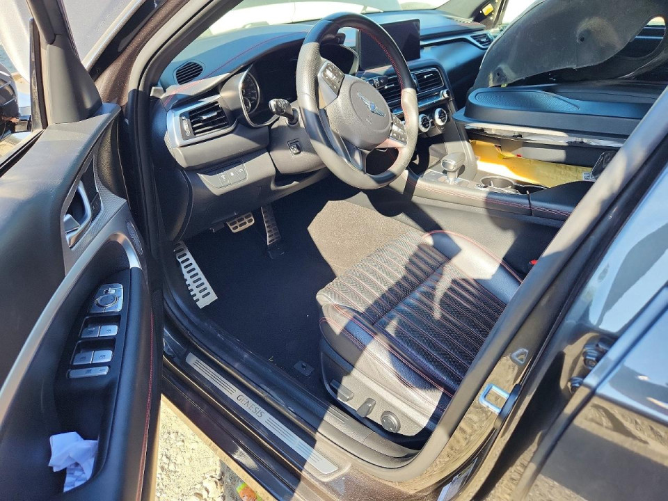 Genesis G70 2.0T 2023 — Copart