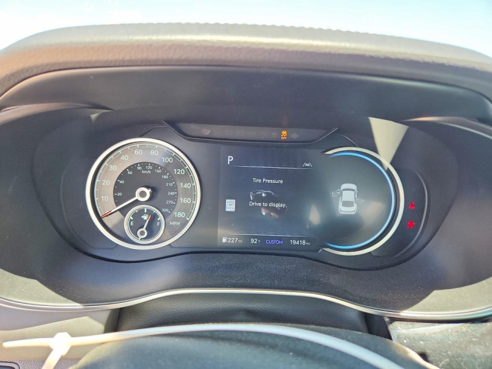Genesis G70 2.5T STANDARD 2025 — Copart