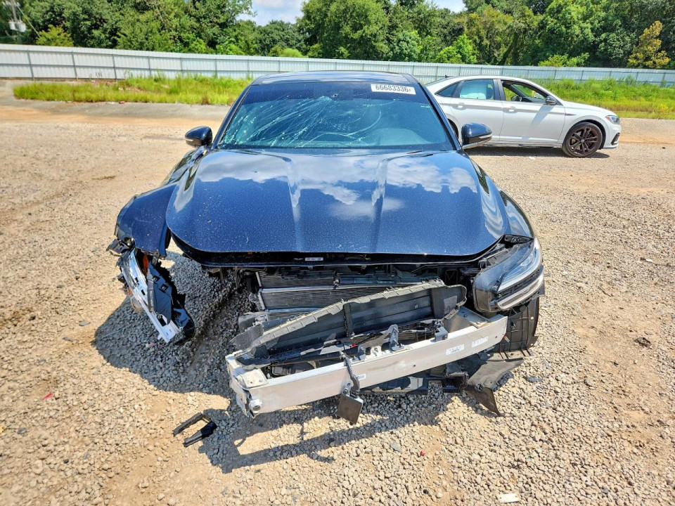 Genesis G70 2.5T STANDARD 2024 — Copart